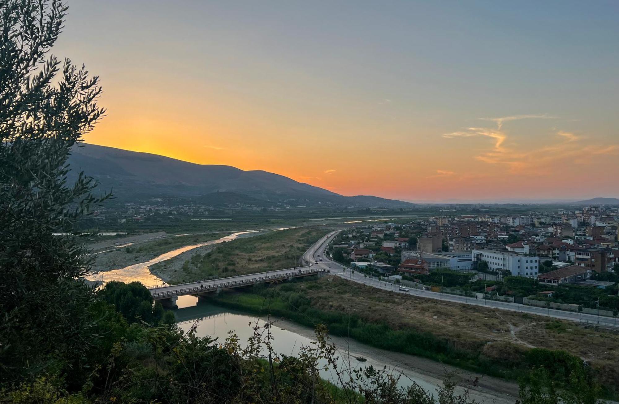 Bujtina Musta Berat Exterior foto