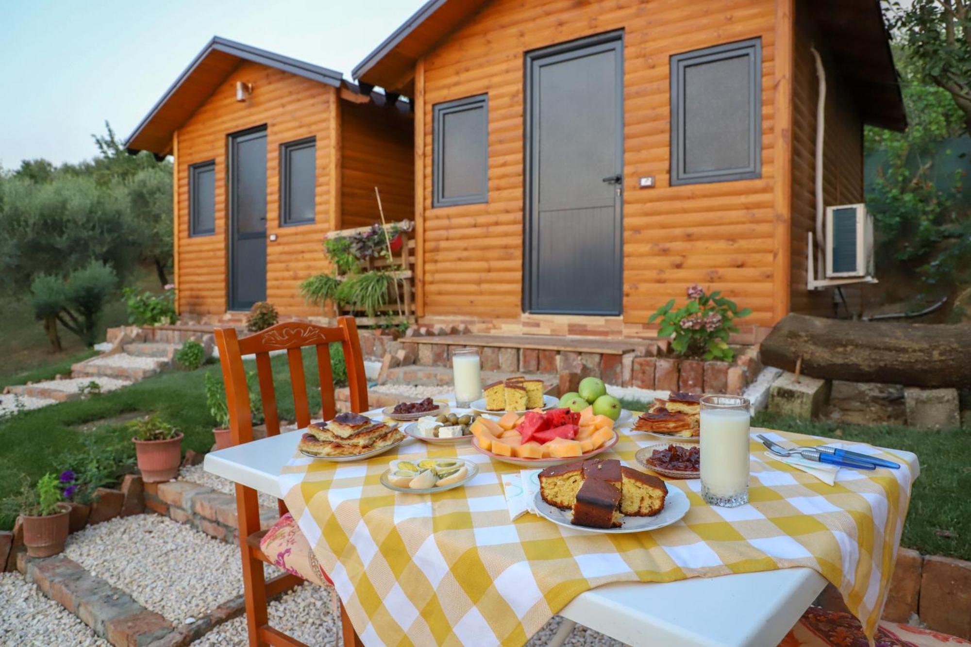 Bujtina Musta Berat Exterior foto